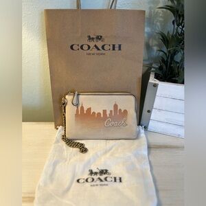 Coach x J Lo Collab Corner Zip Wristlet w/ NYC Skyline C6514